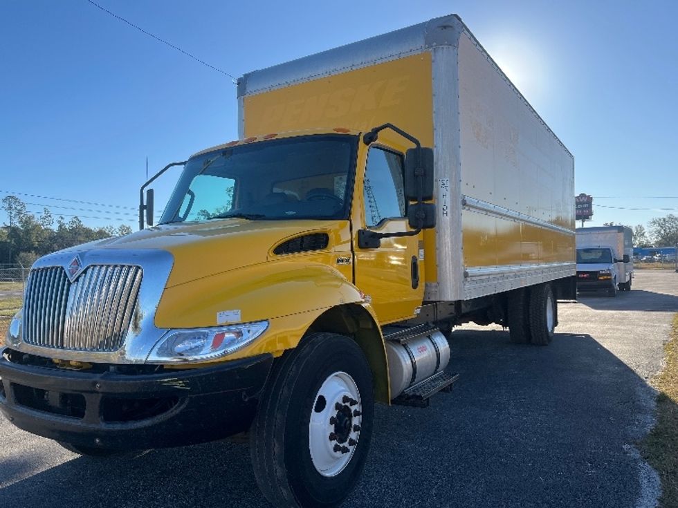 Medium Duty Box Truck-Light and Medium Duty Trucks-International-2021-MV607-Apopka-FL-155,943\n\t\tmiles-$ 47,750 - Image 3