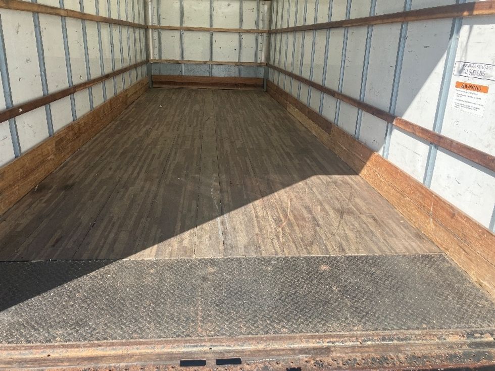 Medium Duty Box Truck-Light and Medium Duty Trucks-International-2021-MV607-Apopka-FL-174,305\n\t\tmiles-$ 46,000 - Image 10