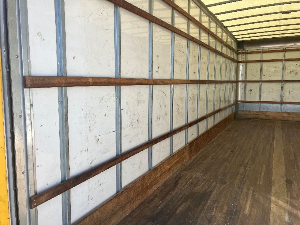 Medium Duty Box Truck-Light and Medium Duty Trucks-International-2021-MV607-Apopka-FL-182,721\n\t\tmiles-$ 44,750 - Image 11