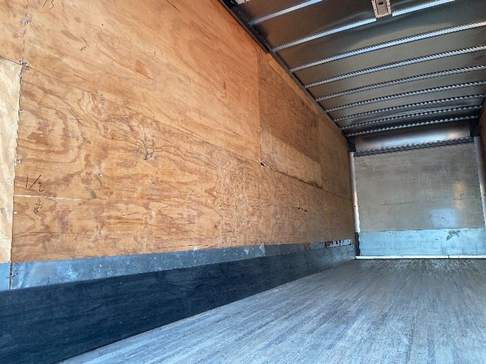 Medium Duty Box Truck-Light and Medium Duty Trucks-International-2021-MV607-Apopka-FL-19,881\n\t\tmiles-$ 68,000 - Image 11