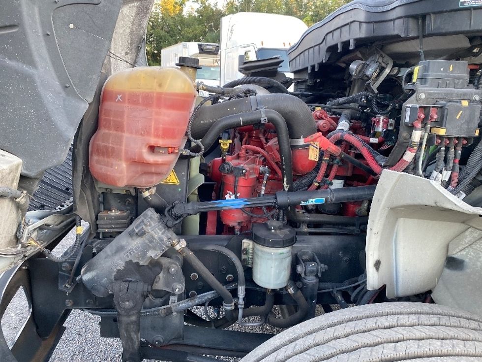 Medium Duty Box Truck-Light and Medium Duty Trucks-International-2021-MV607-Apopka-FL-19,881\n\t\tmiles-$ 68,000 - Image 24