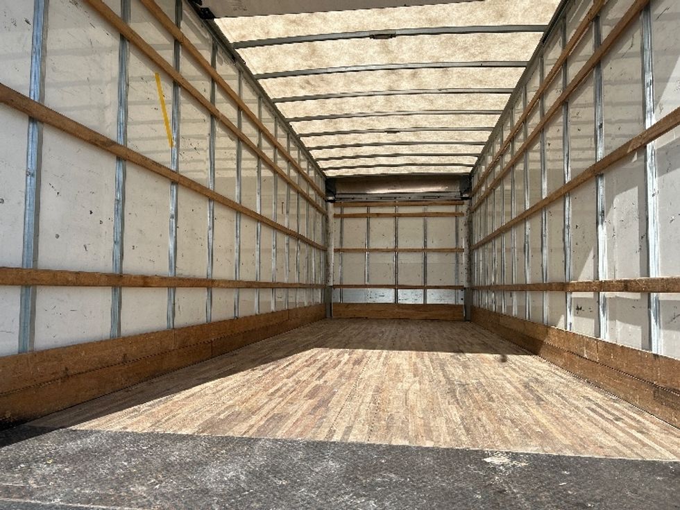Medium Duty Box Truck-Light and Medium Duty Trucks-International-2021-MV607-Apopka-FL-207,374\n\t\tmiles-$ 41,250 - Image 10