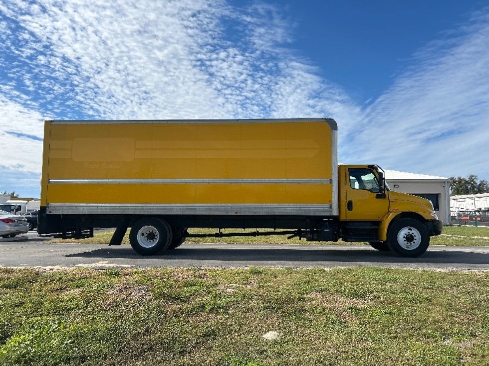 Medium Duty Box Truck-Light and Medium Duty Trucks-International-2021-MV607-Apopka-FL-207,374\n\t\tmiles-$ 41,250 - Image 15