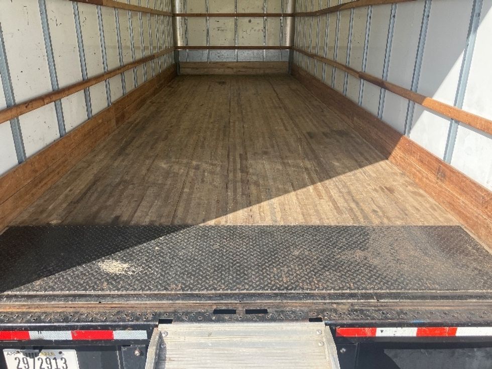 Medium Duty Box Truck-Light and Medium Duty Trucks-International-2021-MV607-Apopka-FL-216,496\n\t\tmiles-$ 40,000 - Image 10