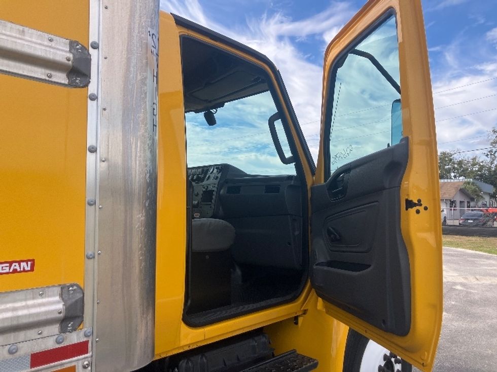 Medium Duty Box Truck-Light and Medium Duty Trucks-International-2021-MV607-Apopka-FL-216,496\n\t\tmiles-$ 40,000 - Image 20