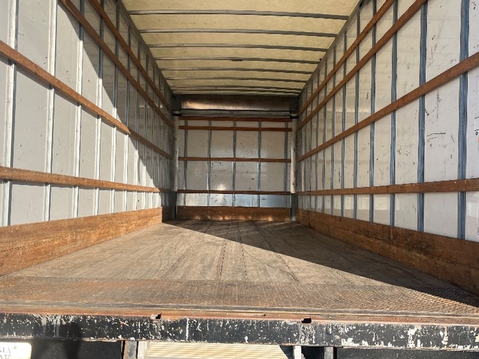Medium Duty Box Truck-Light and Medium Duty Trucks-International-2021-MV607-Apopka-FL-217,470\n\t\tmiles-$ 38,750 - Image 10