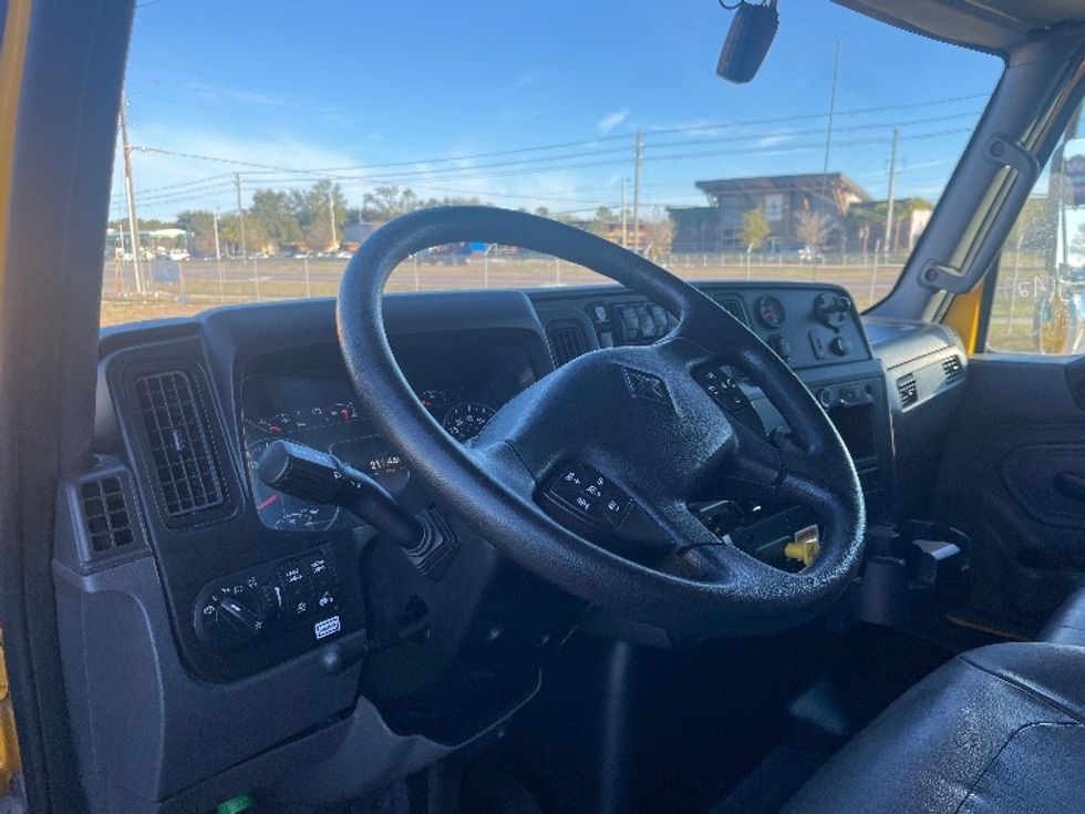 Medium Duty Box Truck-Light and Medium Duty Trucks-International-2021-MV607-Apopka-FL-217,470\n\t\tmiles-$ 38,750 - Image 17