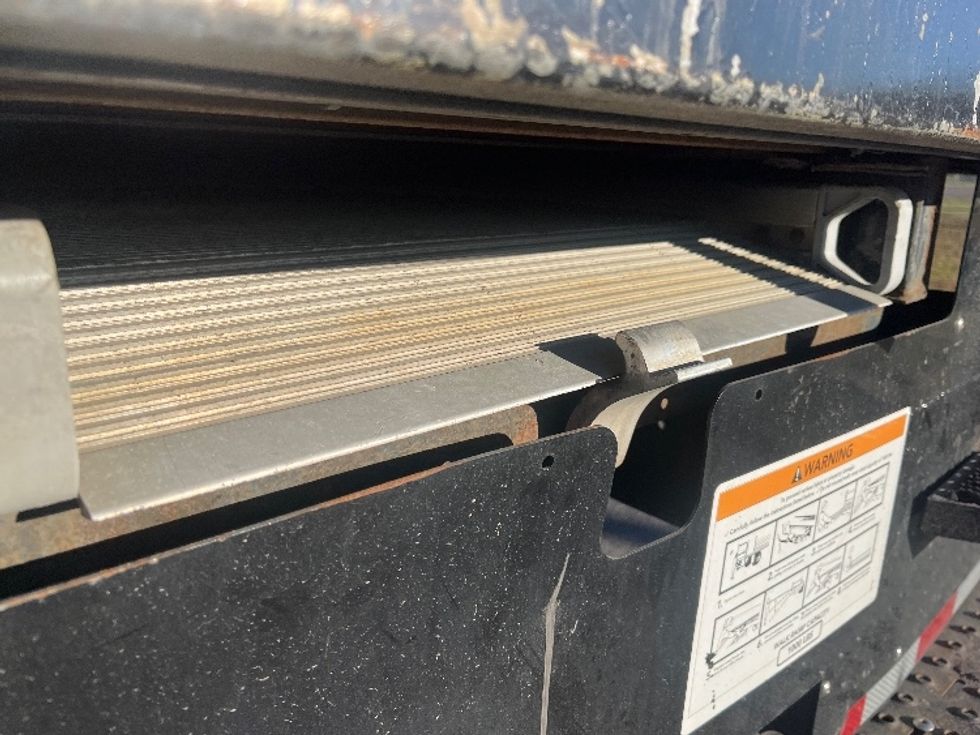 Medium Duty Box Truck-Light and Medium Duty Trucks-International-2021-MV607-Apopka-FL-217,470\n\t\tmiles-$ 38,750 - Image 26