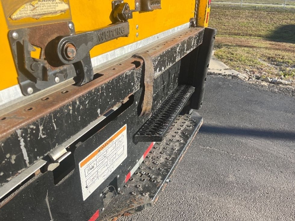 Medium Duty Box Truck-Light and Medium Duty Trucks-International-2021-MV607-Apopka-FL-217,470\n\t\tmiles-$ 38,750 - Image 29