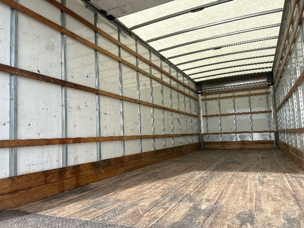 Medium Duty Box Truck-Light and Medium Duty Trucks-International-2021-MV607-Apopka-FL-223,051\n\t\tmiles-$ 39,000 - Image 11