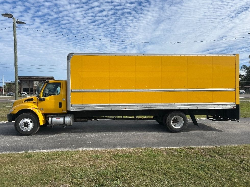 Medium Duty Box Truck-Light and Medium Duty Trucks-International-2021-MV607-Apopka-FL-223,051\n\t\tmiles-$ 39,000 - Image 4