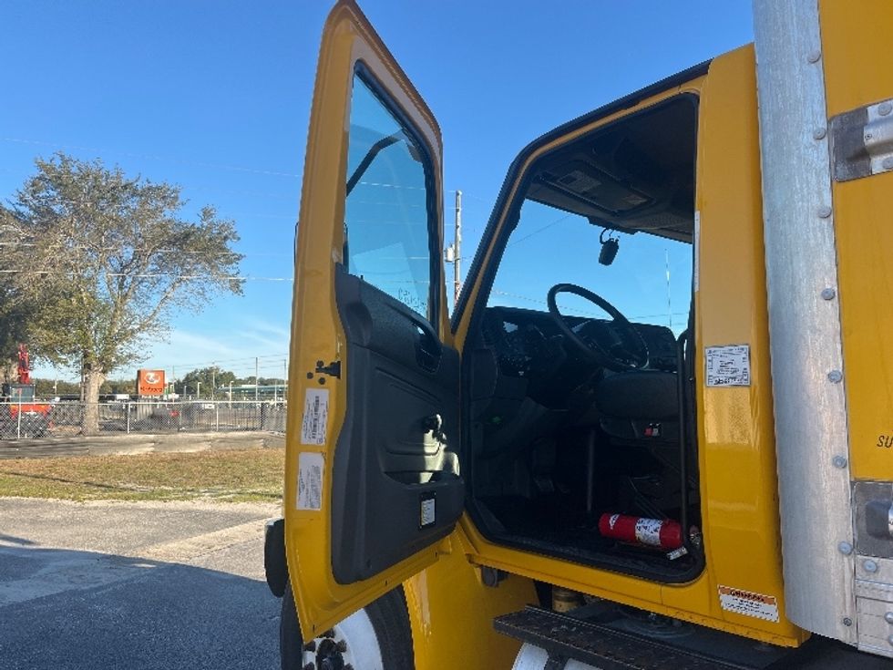 Medium Duty Box Truck-Light and Medium Duty Trucks-International-2021-MV607-Apopka-FL-225,497\n\t\tmiles-$ 37,500 - Image 16