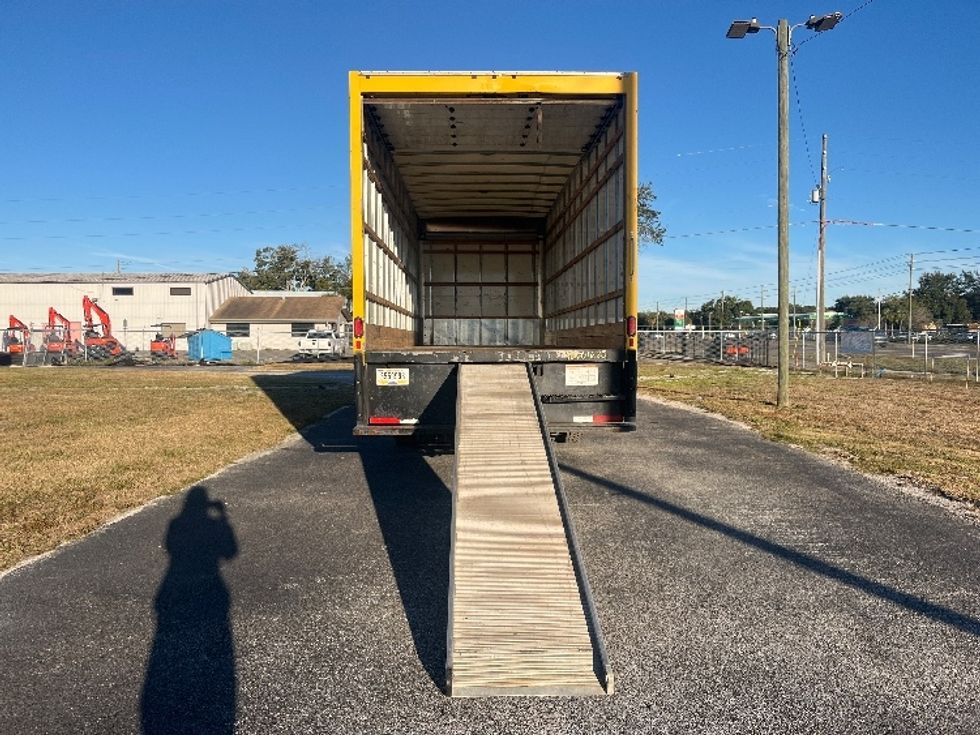 Medium Duty Box Truck-Light and Medium Duty Trucks-International-2021-MV607-Apopka-FL-225,497\n\t\tmiles-$ 37,500 - Image 9