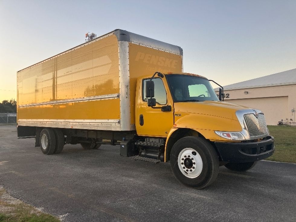 Medium Duty Box Truck-Light and Medium Duty Trucks-International-2021-MV607-Apopka-FL-232,707\n\t\tmiles-$ 37,500 - Image 1