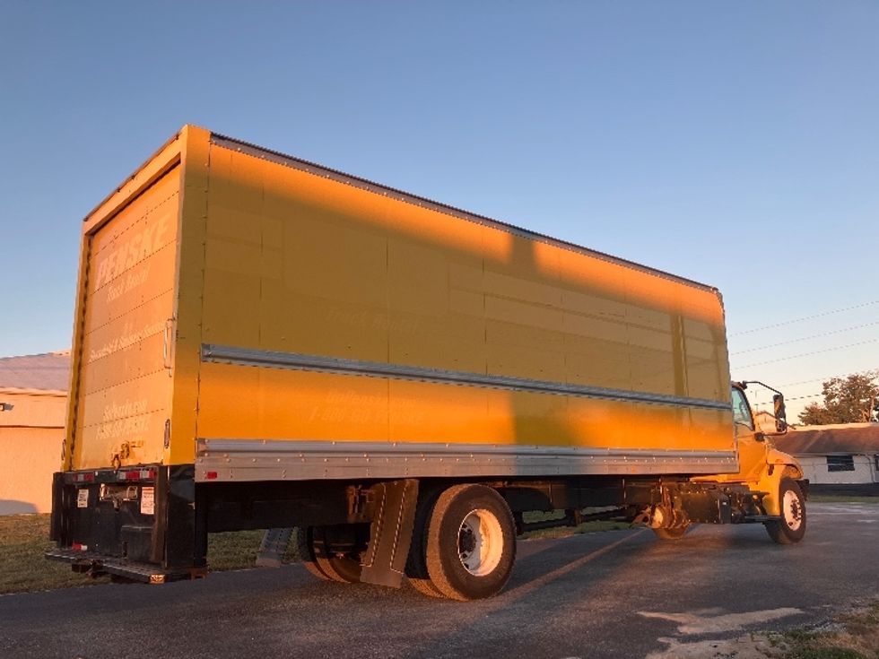 Medium Duty Box Truck-Light and Medium Duty Trucks-International-2021-MV607-Apopka-FL-232,707\n\t\tmiles-$ 37,500 - Image 13