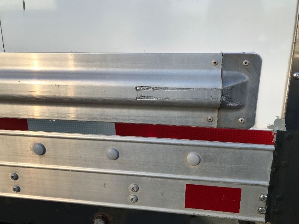 Medium Duty Box Truck-Light and Medium Duty Trucks-International-2021-MV607-Arlington-TX-222,580\n\t\tmiles-$ 46,250 - Image 25