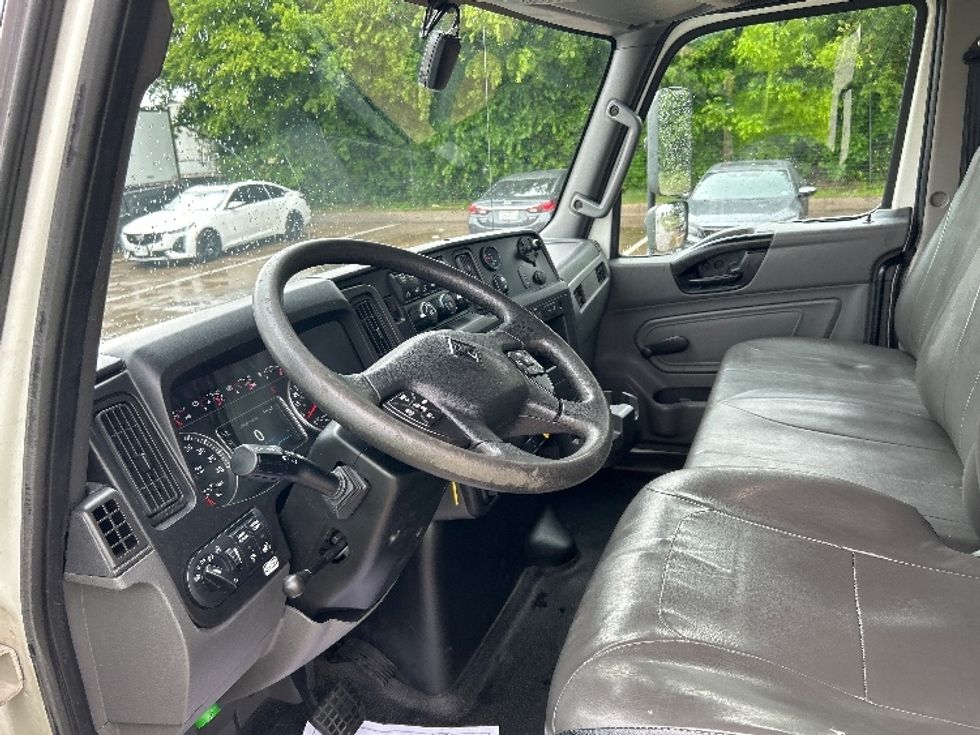 Medium Duty Box Truck-Light and Medium Duty Trucks-International-2021-MV607-Arlington-TX-247,131\n\t\tmiles-$ 41,750 - Image 17