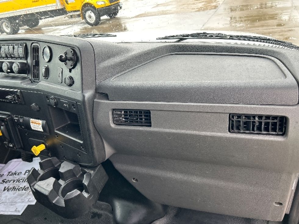 Medium Duty Box Truck-Light and Medium Duty Trucks-International-2021-MV607-Arlington-TX-247,131\n\t\tmiles-$ 41,750 - Image 21