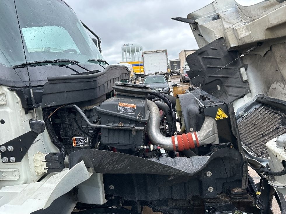 Medium Duty Box Truck-Light and Medium Duty Trucks-International-2021-MV607-Arlington-TX-247,131\n\t\tmiles-$ 41,750 - Image 23