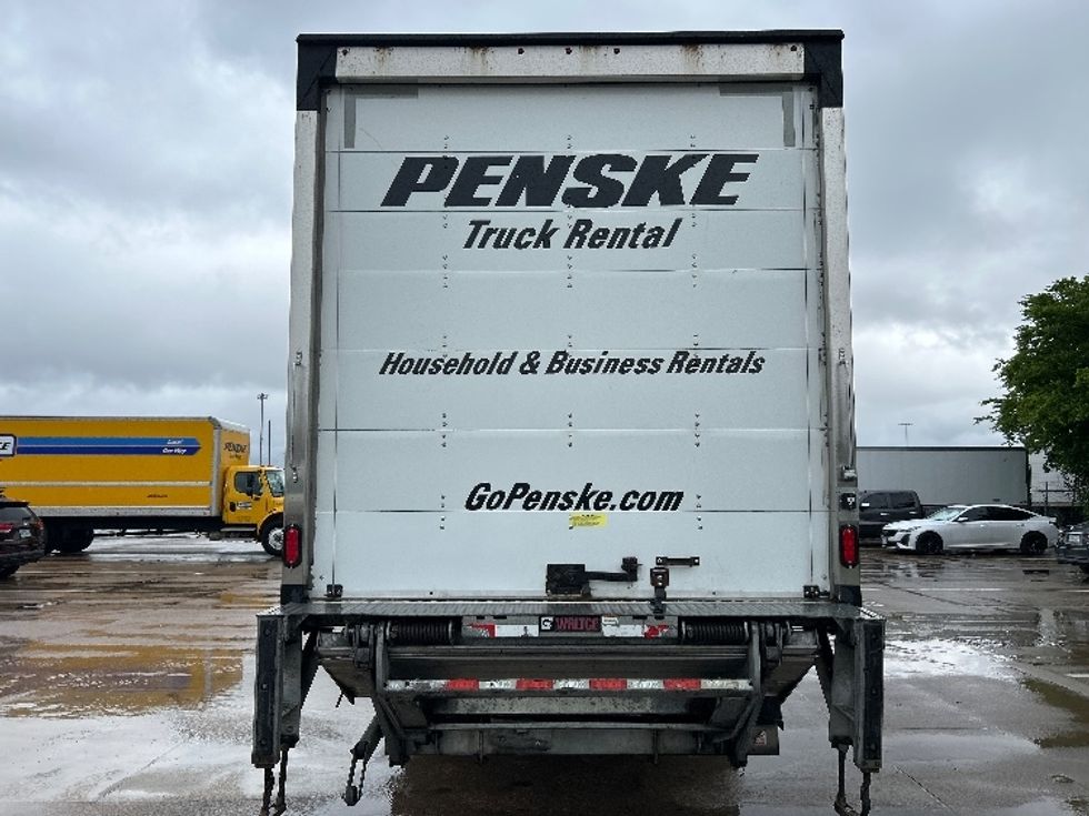 Medium Duty Box Truck-Light and Medium Duty Trucks-International-2021-MV607-Arlington-TX-247,131\n\t\tmiles-$ 41,750 - Image 7