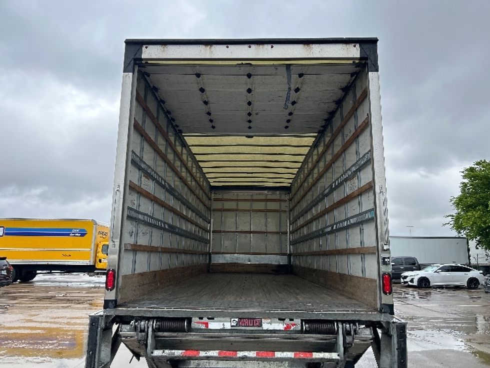 Medium Duty Box Truck-Light and Medium Duty Trucks-International-2021-MV607-Arlington-TX-247,131\n\t\tmiles-$ 41,750 - Image 8