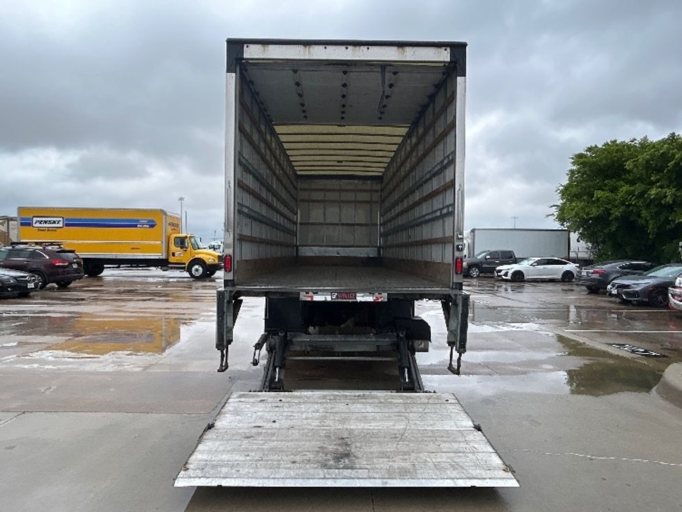 Medium Duty Box Truck-Light and Medium Duty Trucks-International-2021-MV607-Arlington-TX-247,131\n\t\tmiles-$ 41,750 - Image 9