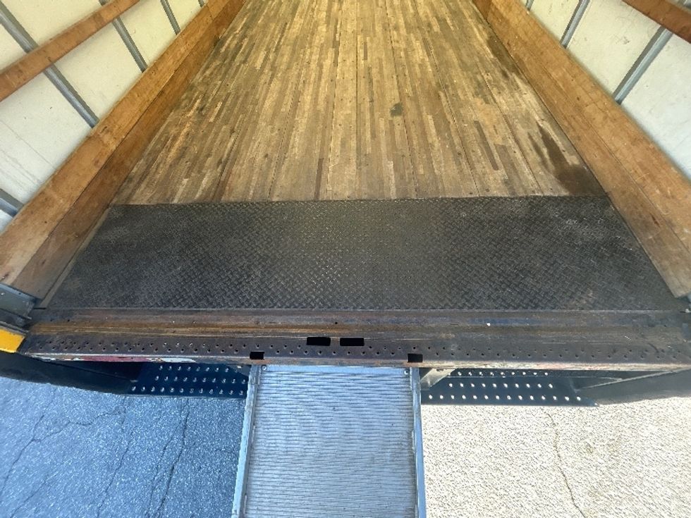 Medium Duty Box Truck-Light and Medium Duty Trucks-International-2021-MV607-Asheville-NC-223,450\n\t\tmiles-$ 38,750 - Image 10