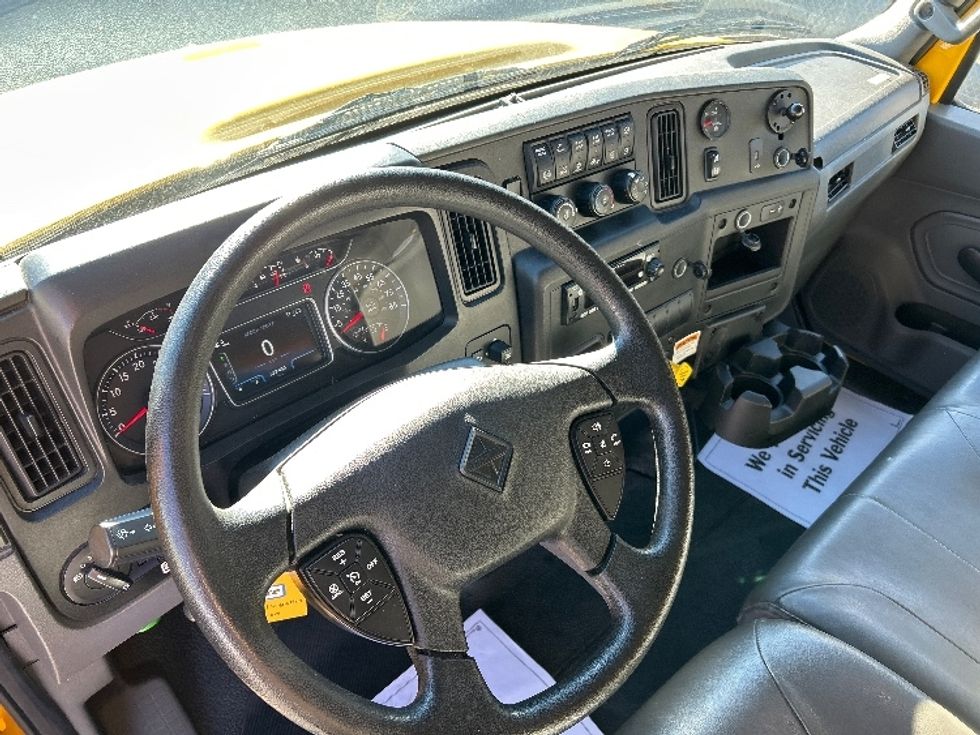 Medium Duty Box Truck-Light and Medium Duty Trucks-International-2021-MV607-Asheville-NC-223,450\n\t\tmiles-$ 38,750 - Image 17