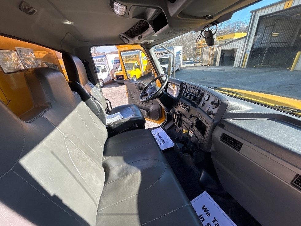 Medium Duty Box Truck-Light and Medium Duty Trucks-International-2021-MV607-Asheville-NC-223,450\n\t\tmiles-$ 38,750 - Image 22