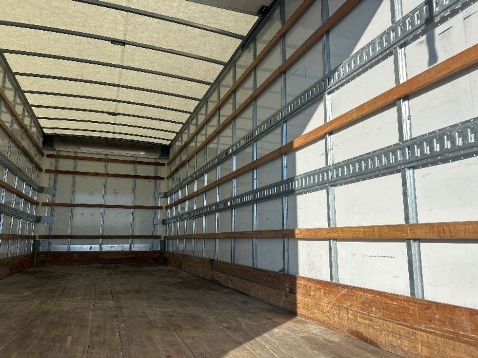 Medium Duty Box Truck-Light and Medium Duty Trucks-International-2021-MV607-Atlanta (Forest Park)-GA-156,112\n\t\tmiles-$ 59,000 - Image 12
