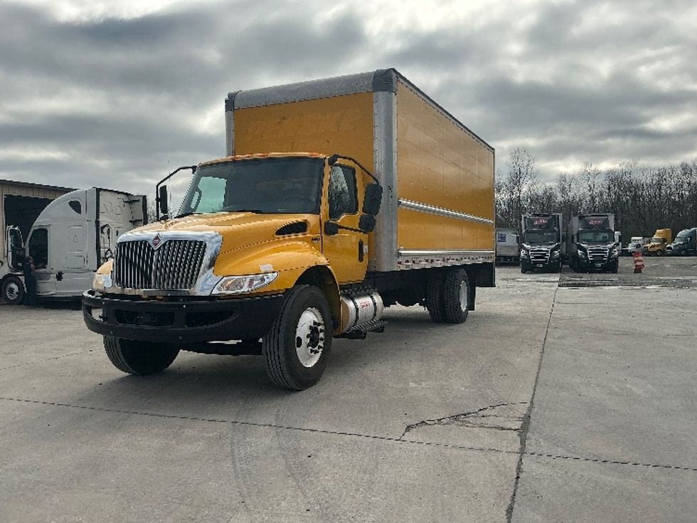 Medium Duty Box Truck-Light and Medium Duty Trucks-International-2021-MV607-Atlanta (Forest Park)-GA-171,489\n\t\tmiles-$ 43,000 - Image 3