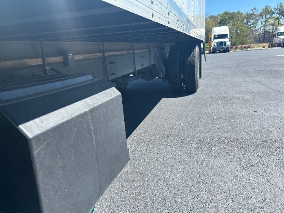 Medium Duty Box Truck-Light and Medium Duty Trucks-International-2021-MV607-Atlanta (Forest Park)-GA-191,633\n\t\tmiles-$ 55,500 - Image 5