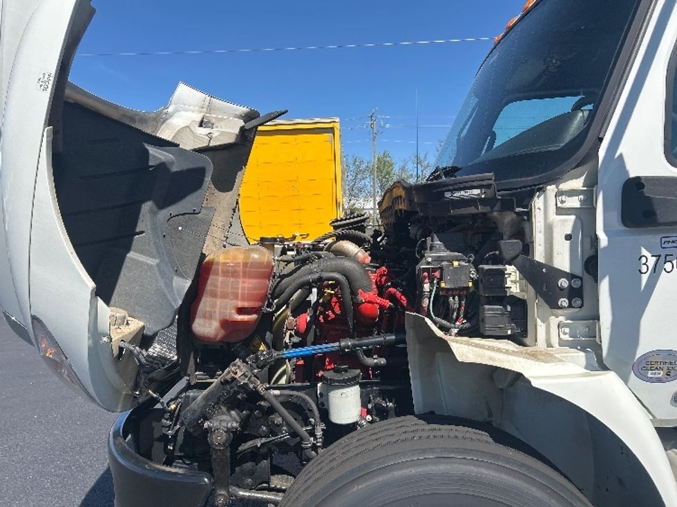 Medium Duty Box Truck-Light and Medium Duty Trucks-International-2021-MV607-Atlanta (Forest Park)-GA-191,633\n\t\tmiles-$ 55,500 - Image 24