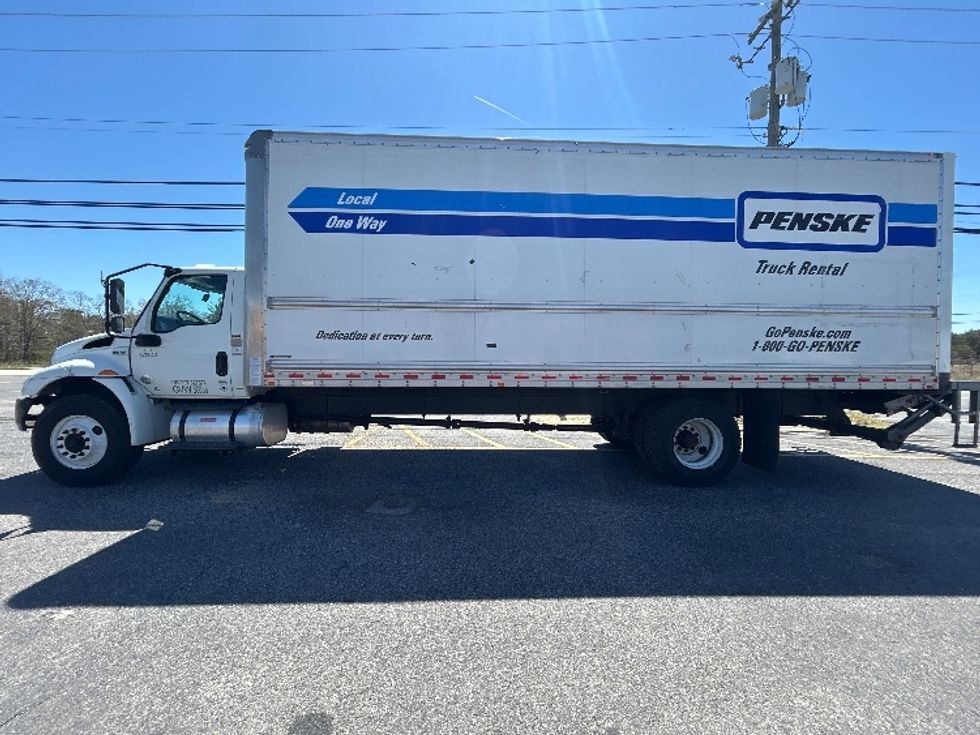 Medium Duty Box Truck-Light and Medium Duty Trucks-International-2021-MV607-Atlanta (Forest Park)-GA-195,216\n\t\tmiles-$ 56,500 - Image 4