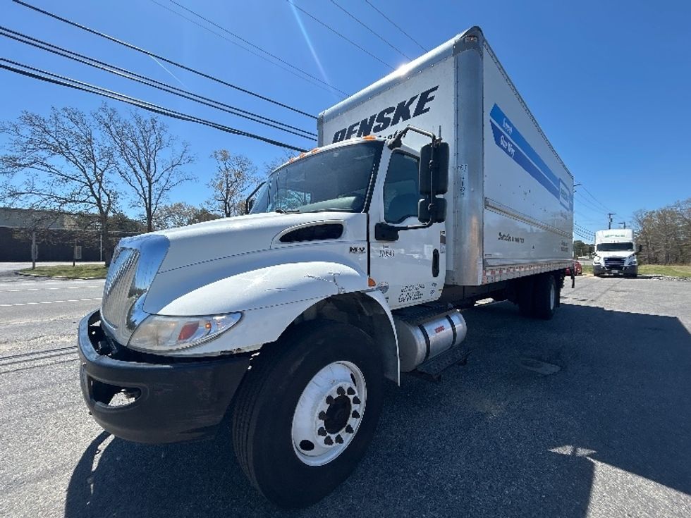 Medium Duty Box Truck-Light and Medium Duty Trucks-International-2021-MV607-Atlanta (Forest Park)-GA-195,216\n\t\tmiles-$ 56,500 - Image 3