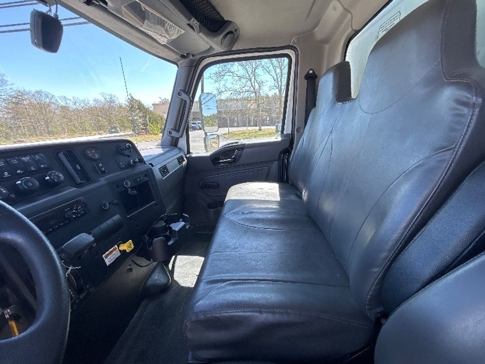 Medium Duty Box Truck-Light and Medium Duty Trucks-International-2021-MV607-Atlanta (Forest Park)-GA-195,216\n\t\tmiles-$ 56,500 - Image 18