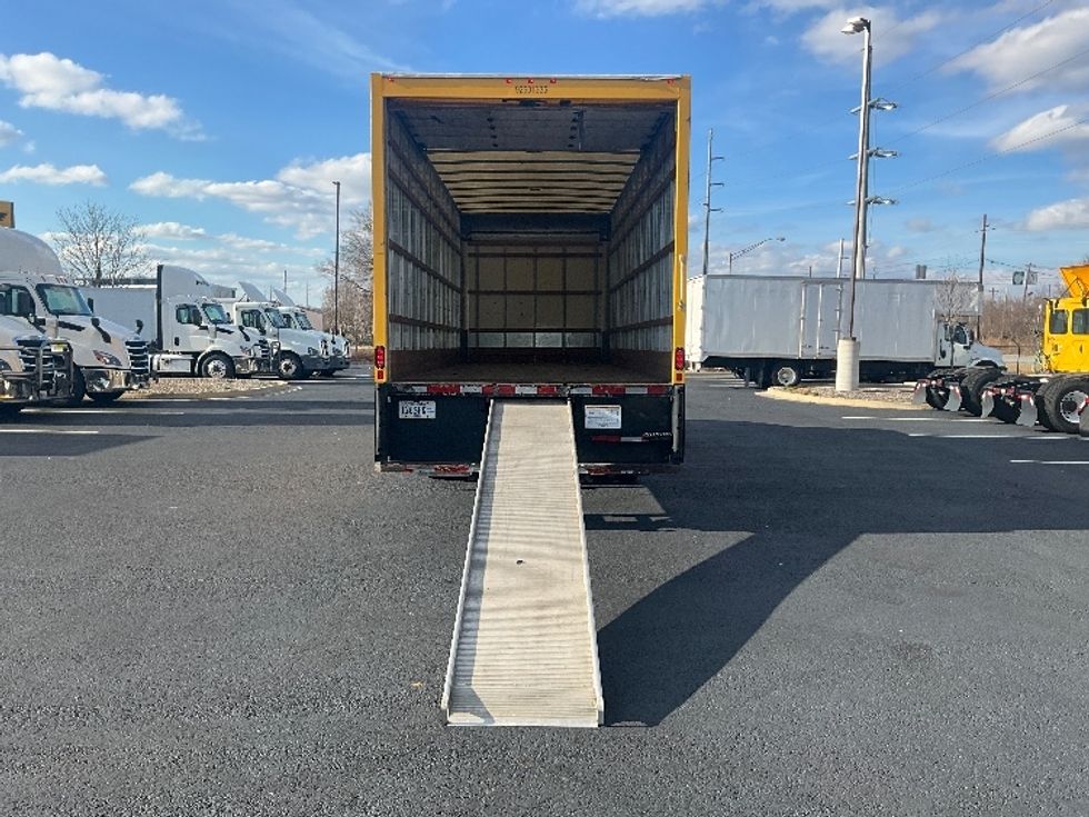 Medium Duty Box Truck-Light and Medium Duty Trucks-International-2021-MV607-Atlanta (Forest Park)-GA-207,191\n\t\tmiles-$ 44,000 - Image 9