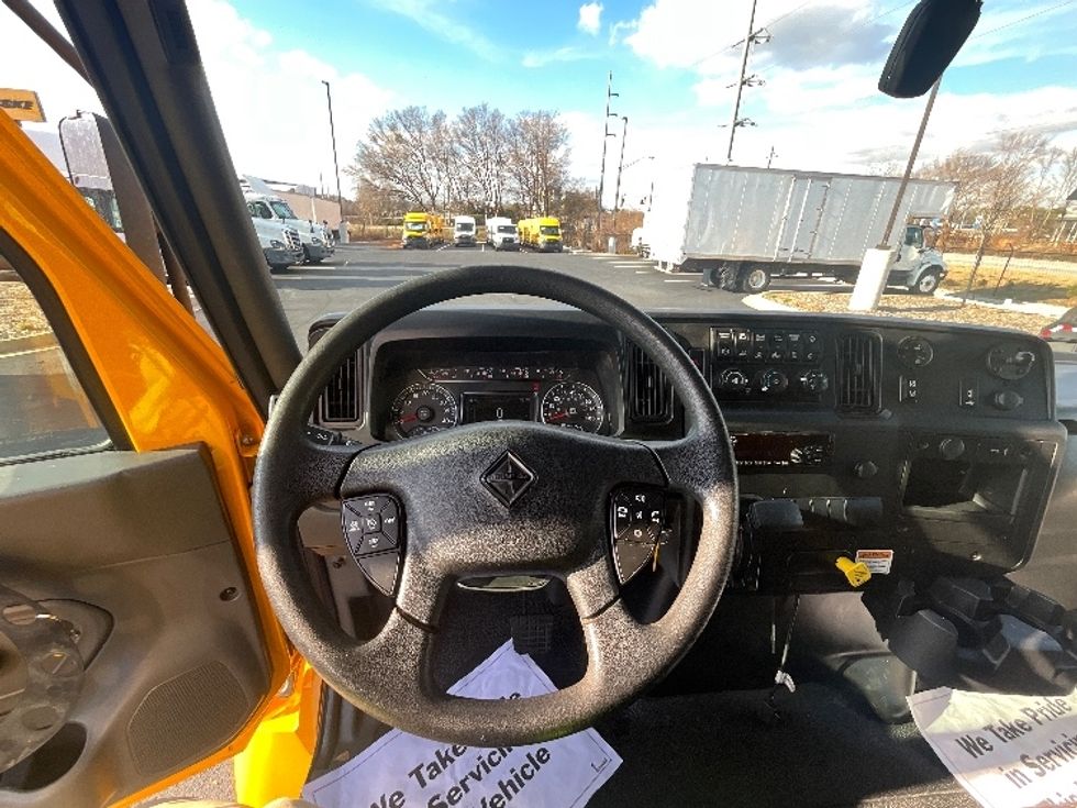 Medium Duty Box Truck-Light and Medium Duty Trucks-International-2021-MV607-Atlanta (Forest Park)-GA-207,191\n\t\tmiles-$ 44,000 - Image 18