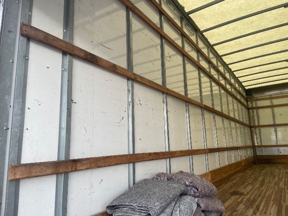 Medium Duty Box Truck-Light and Medium Duty Trucks-International-2021-MV607-Atlanta (Forest Park)-GA-215,760\n\t\tmiles-$ 38,750 - Image 10