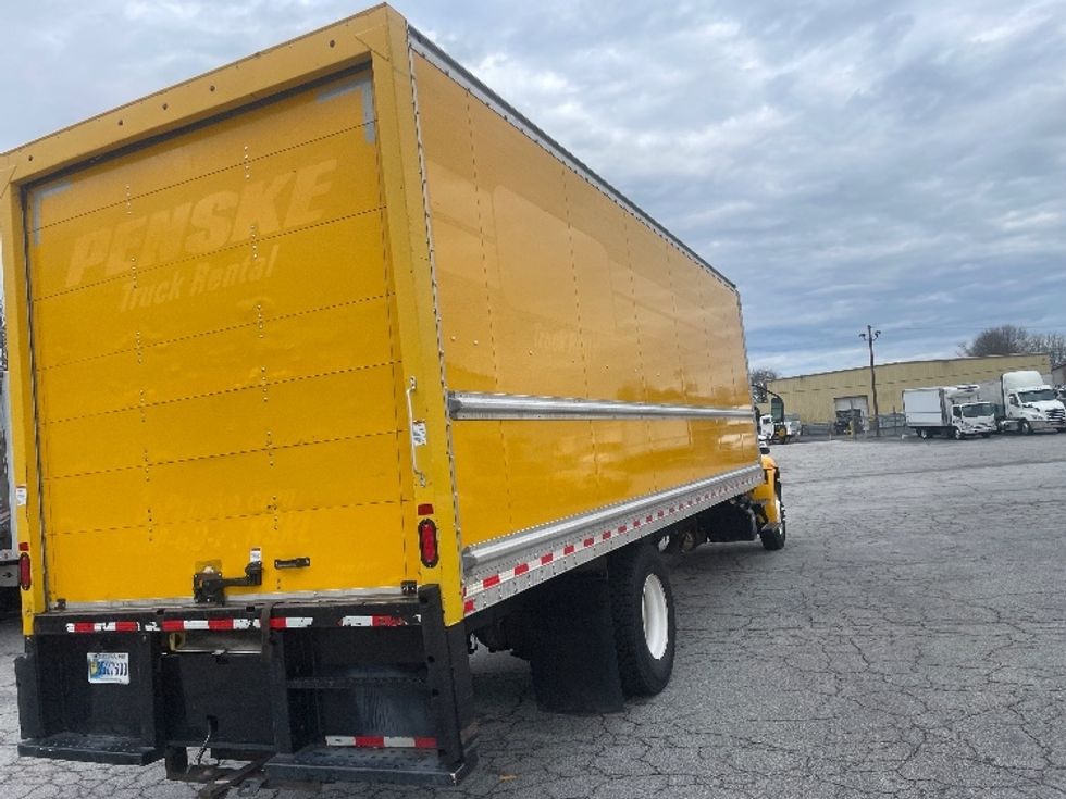 Medium Duty Box Truck-Light and Medium Duty Trucks-International-2021-MV607-Atlanta (Forest Park)-GA-215,760\n\t\tmiles-$ 38,750 - Image 12
