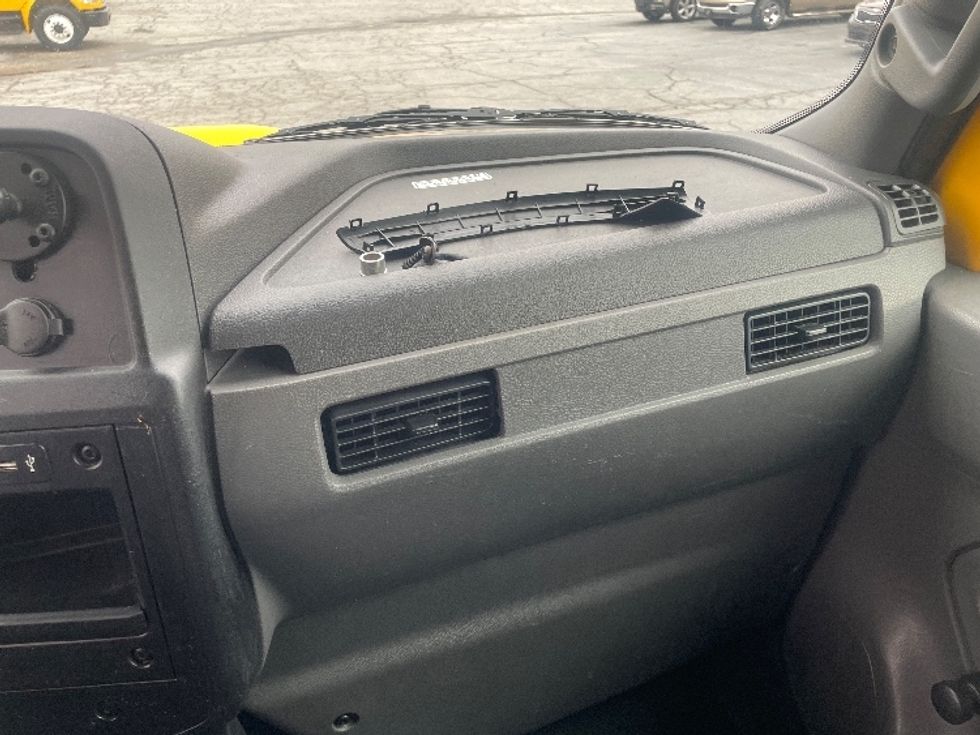 Medium Duty Box Truck-Light and Medium Duty Trucks-International-2021-MV607-Atlanta (Forest Park)-GA-215,760\n\t\tmiles-$ 38,750 - Image 20