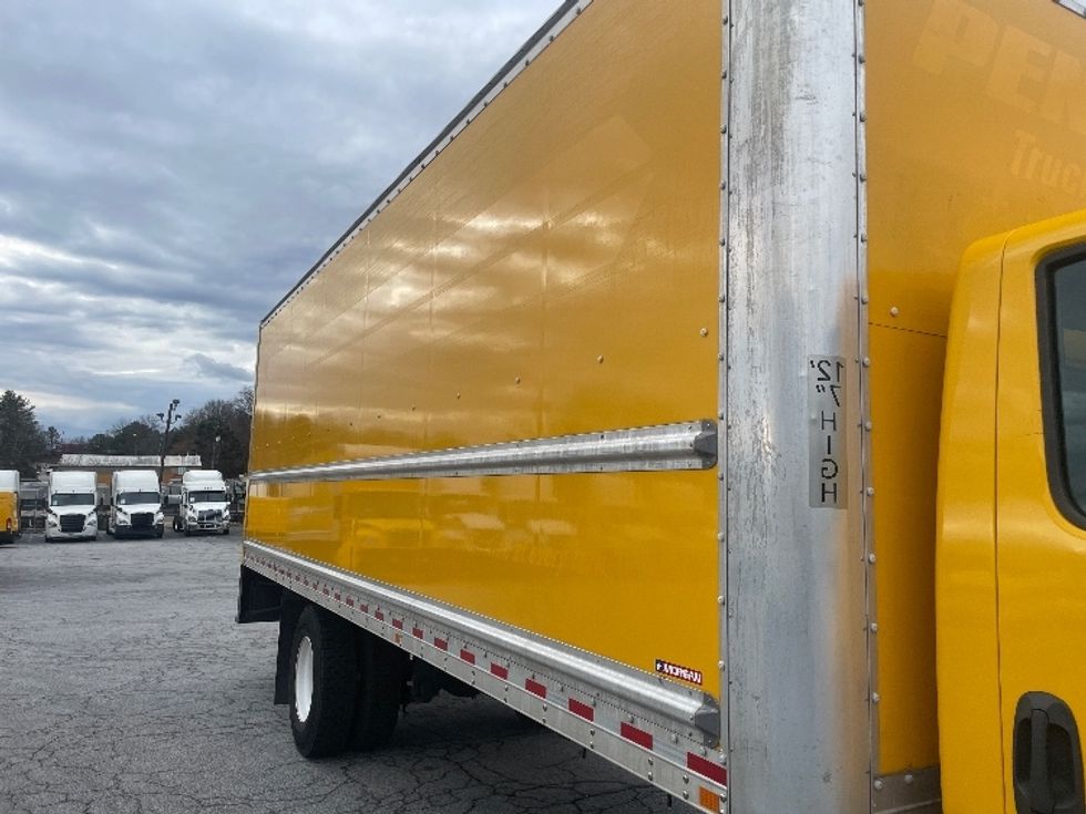 Medium Duty Box Truck-Light and Medium Duty Trucks-International-2021-MV607-Atlanta (Forest Park)-GA-215,760\n\t\tmiles-$ 38,750 - Image 25