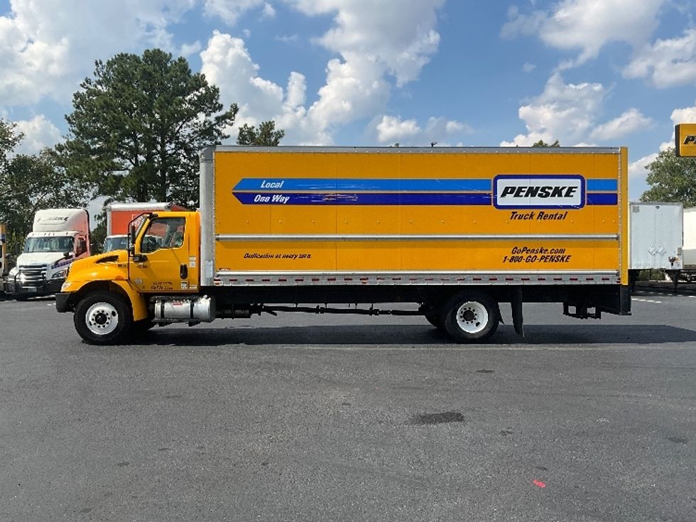 Medium Duty Box Truck-Light and Medium Duty Trucks-International-2021-MV607-Atlanta (Forest Park)-GA-234,618\n\t\tmiles-$ 38,500 - Image 4
