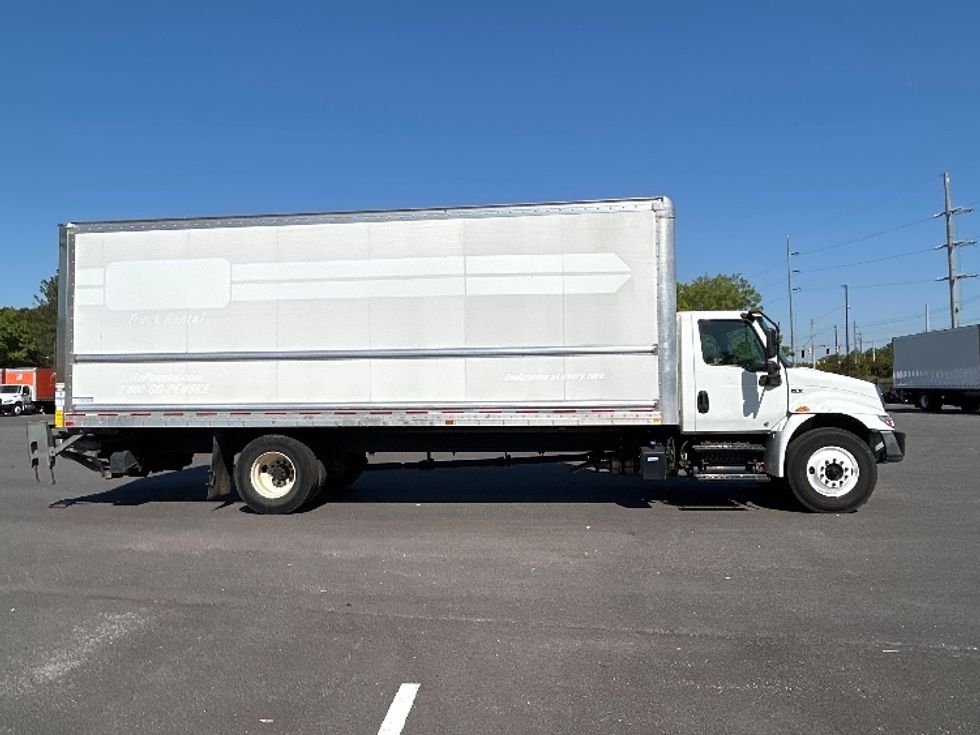 Medium Duty Box Truck-Light and Medium Duty Trucks-International-2021-MV607-Atlanta-GA-144,185\n\t\tmiles-$ 66,750 - Image 15