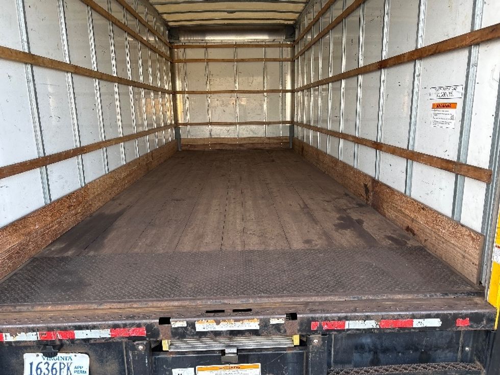 Medium Duty Box Truck-Light and Medium Duty Trucks-International-2021-MV607-Atlanta-GA-177,376\n\t\tmiles-$ 39,250 - Image 10