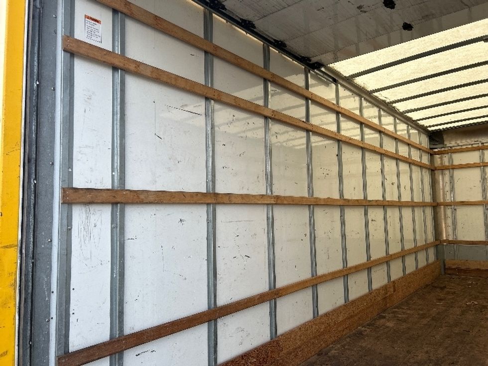Medium Duty Box Truck-Light and Medium Duty Trucks-International-2021-MV607-Atlanta-GA-177,376\n\t\tmiles-$ 39,250 - Image 11