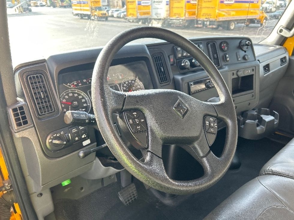 Medium Duty Box Truck-Light and Medium Duty Trucks-International-2021-MV607-Atlanta-GA-177,376\n\t\tmiles-$ 39,250 - Image 17