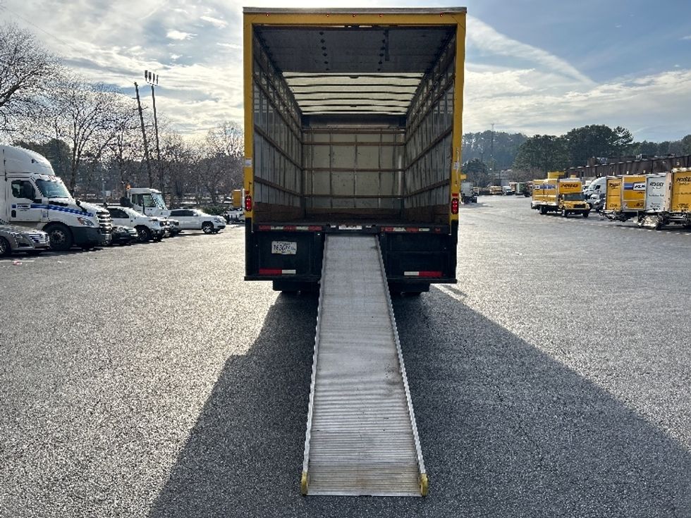 Medium Duty Box Truck-Light and Medium Duty Trucks-International-2021-MV607-Atlanta-GA-177,376\n\t\tmiles-$ 39,250 - Image 9