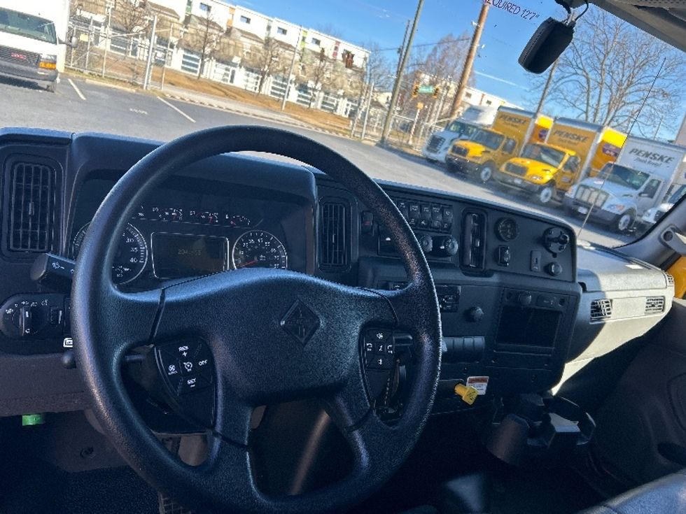 Medium Duty Box Truck-Light and Medium Duty Trucks-International-2021-MV607-Atlanta-GA-204,555\n\t\tmiles-$ 44,500 - Image 17