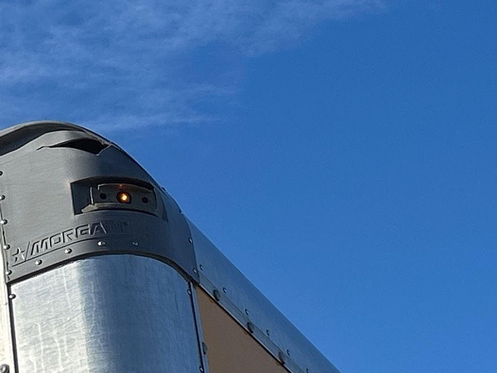 Medium Duty Box Truck-Light and Medium Duty Trucks-International-2021-MV607-Atlanta-GA-204,555\n\t\tmiles-$ 44,500 - Image 25